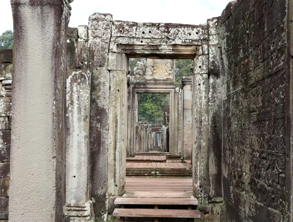 Bayon, Angkor Archaeological Park, long passageway, ancient passageway