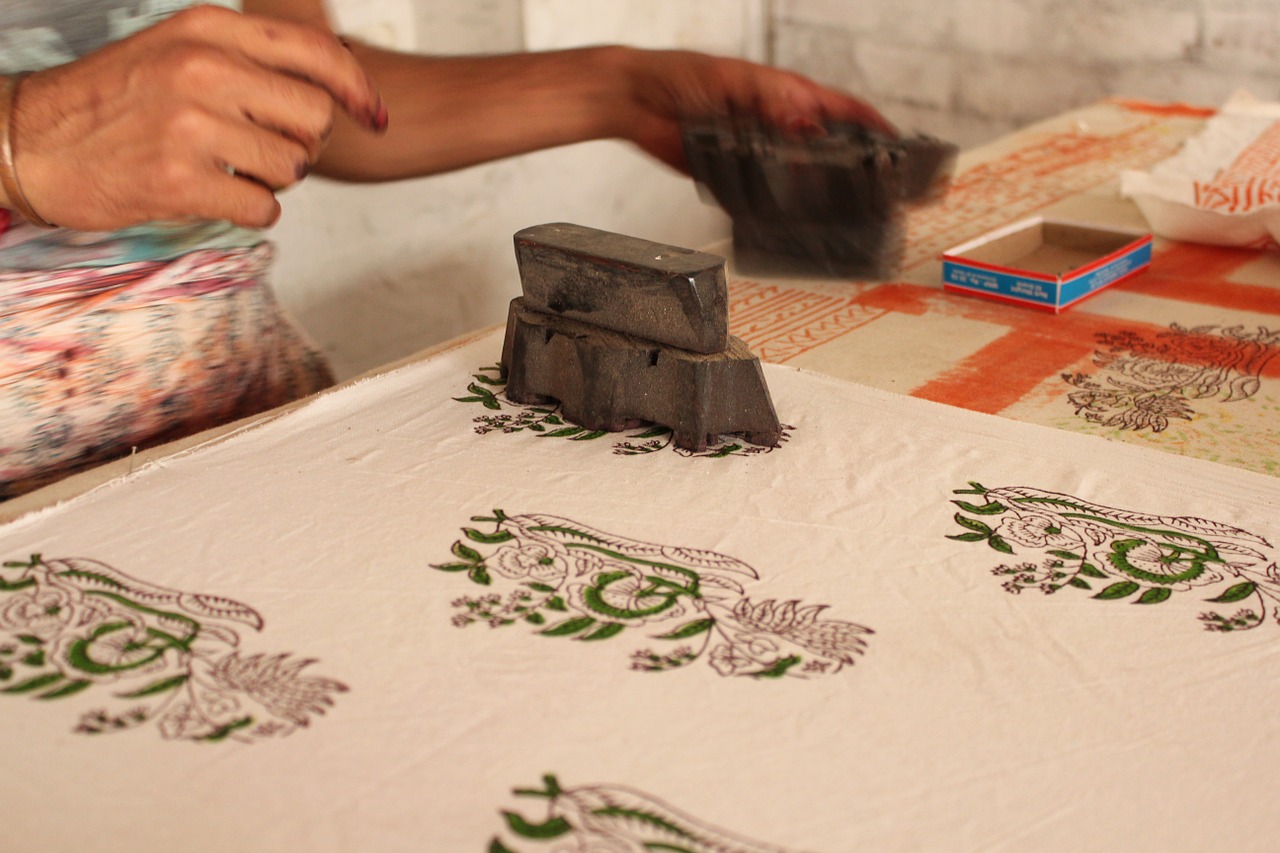 block printing in Rajasthan, block print on cloth, handmade block print, Rajasthani material