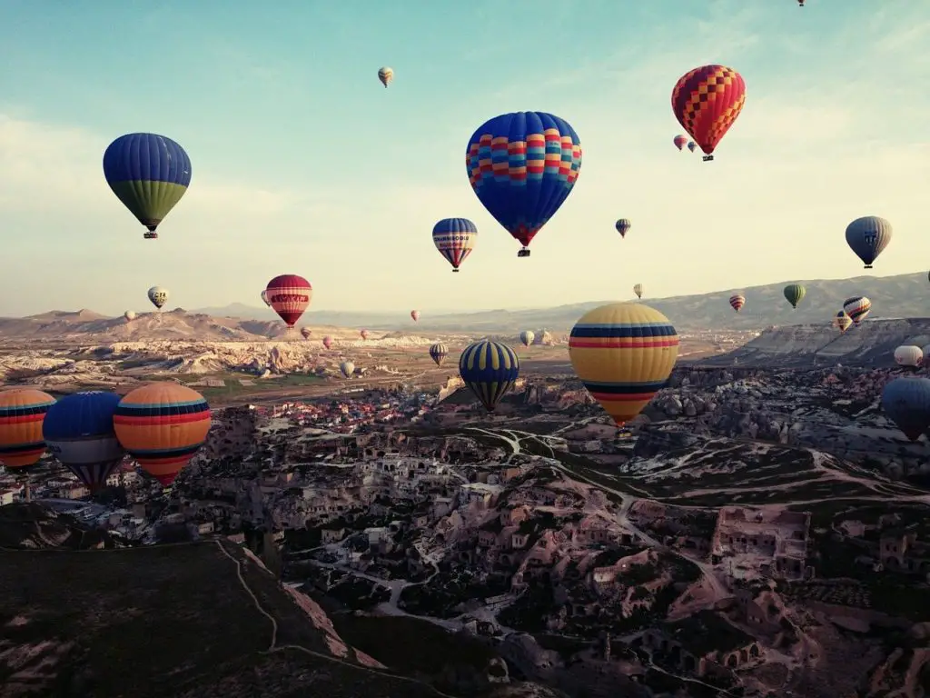 famous landmarks in Turkey, cappadocia, turkey, travel-805624.jpg