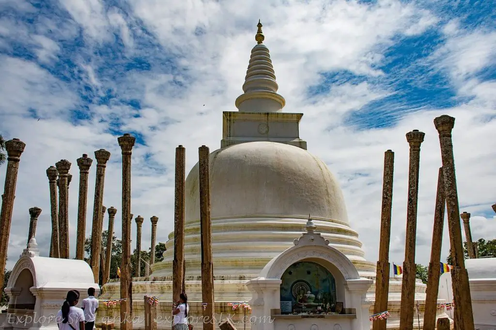 unexplored places in Sri Lanka, Thuparamaya Stupa