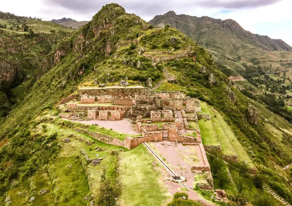 off the beaten track Peru, Pisac, Wilka Raymi, similar to Machu Picchu 