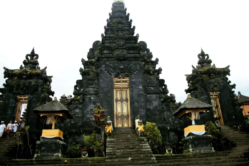 7 days in Bali itinerary, main entrance to Pura Besakih, Bali, Indonesia